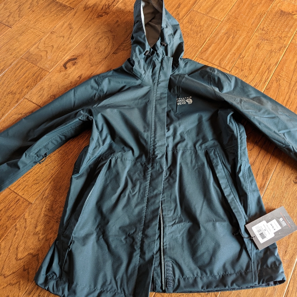 Brand New Mountain Hardware Rain Jacket